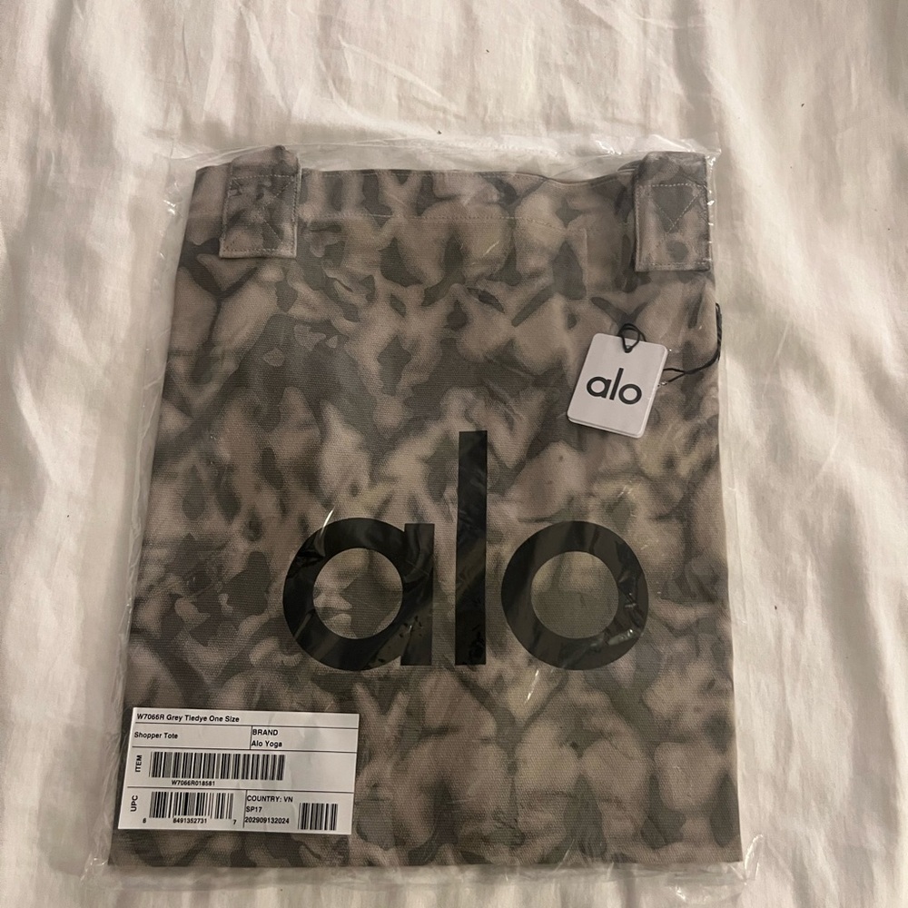 ALO Yoga Gray Camo Tote Bag